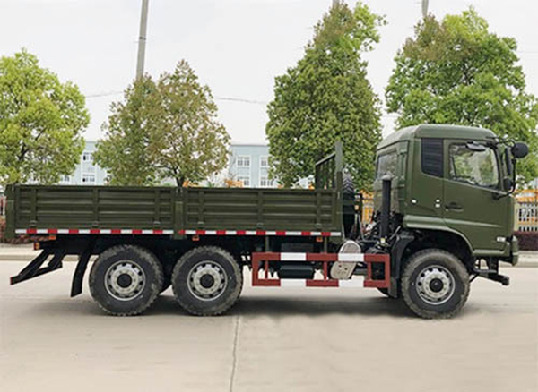 6X6越野卡車