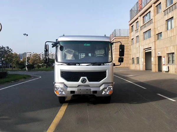 國六東風EQ6600ZT6D型四驅越野客車-17座四驅中巴車多少錢