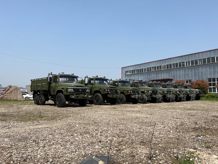 6x6越野卡車，尖頭六驅越野運輸卡車
