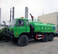 東風六驅越野灑水車，國五6×6驅動森林消防灑水車，八立方六驅水罐車