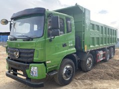 輕量化后八輪翻斗自卸車