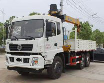 東風六驅隨車運輸起重車（隨車吊）配置參數及圖片
