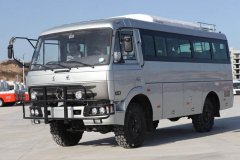 東風四驅越野客車報價及圖片