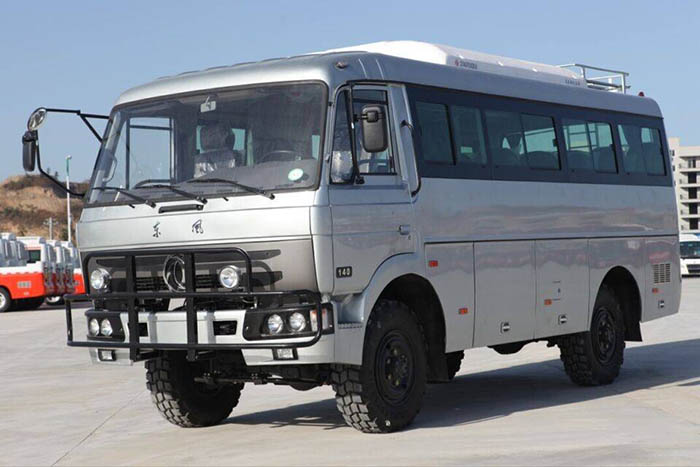 越野客車上面機油濾清器的主要作用是什么？